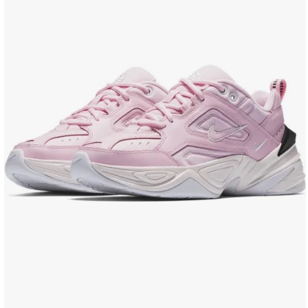 Nike Women's Light Pink Sneakers NWT